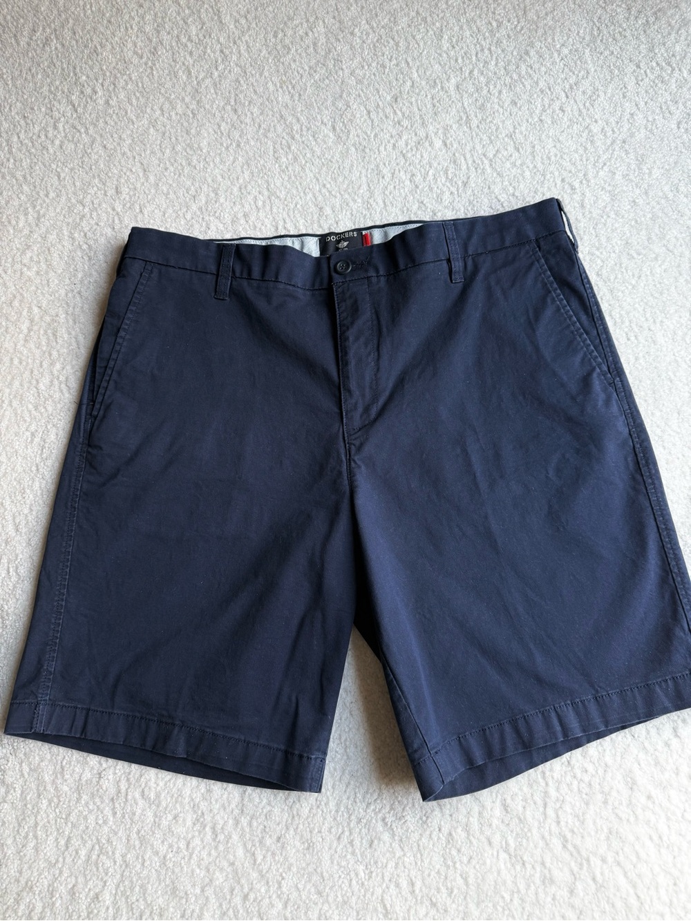 EUC Men’s Navy Dockers
